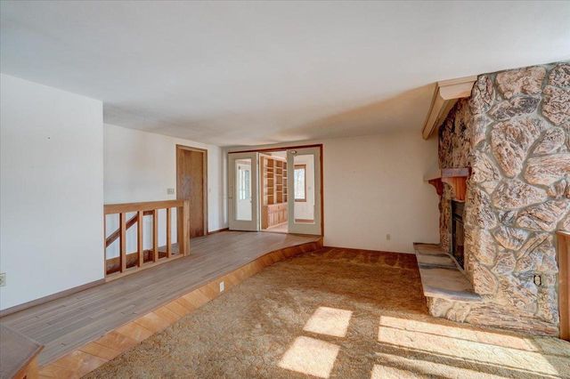 5601 Dahmen Drive, Waunakee, WI 53597