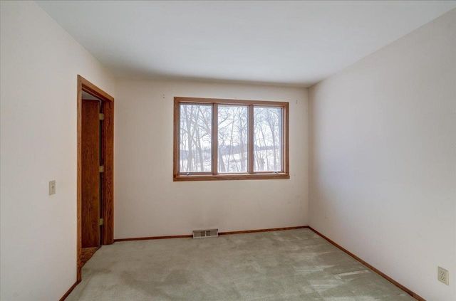 5601 Dahmen Drive, Waunakee, WI 53597