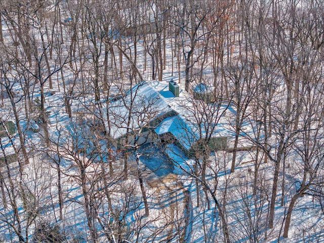 5601 Dahmen Drive, Waunakee, WI 53597