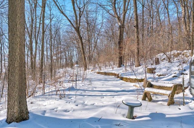 5601 Dahmen Drive, Waunakee, WI 53597