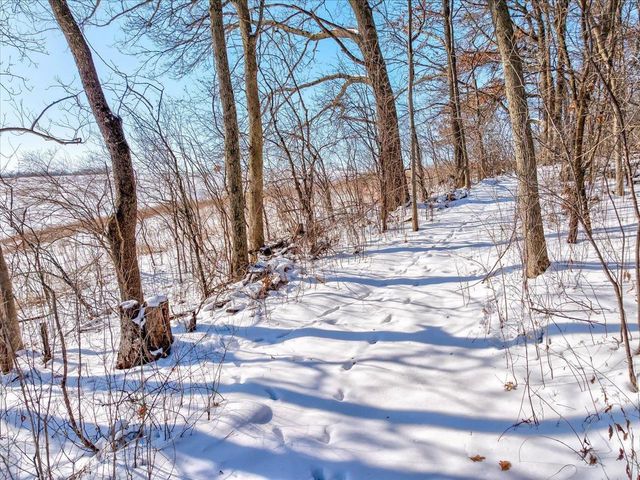 5601 Dahmen Drive, Waunakee, WI 53597