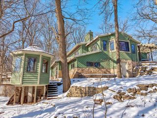 5601 Dahmen Drive, Waunakee, WI 53597