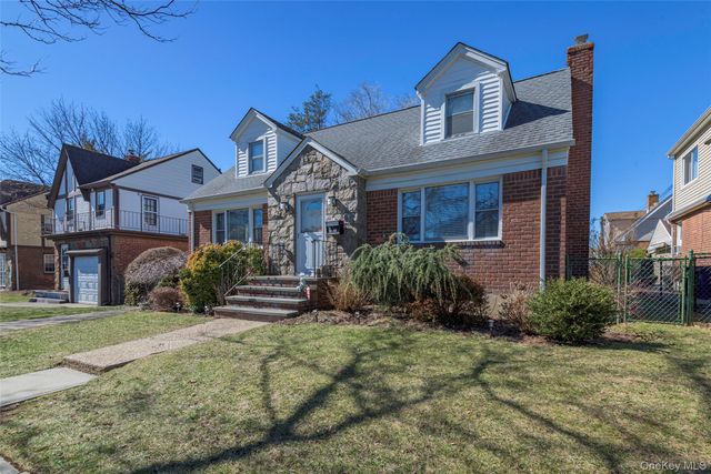 8610 250th Street, Bellerose, NY 11426