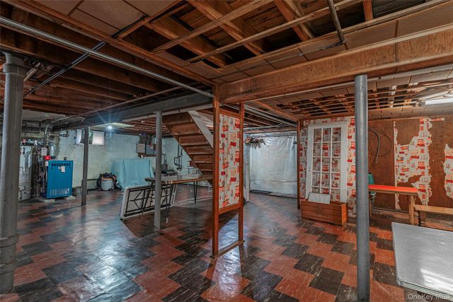 8610 250th Street, Bellerose, NY 11426