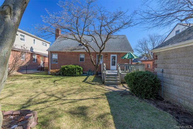 8610 250th Street, Bellerose, NY 11426