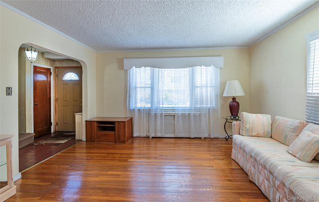 8610 250th Street, Bellerose, NY 11426