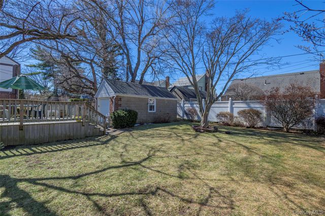 8610 250th Street, Bellerose, NY 11426