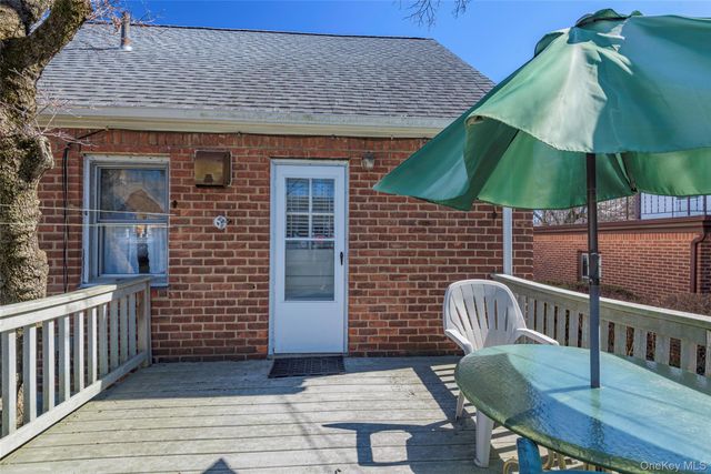 8610 250th Street, Bellerose, NY 11426