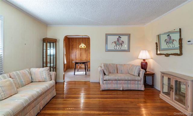 8610 250th Street, Bellerose, NY 11426