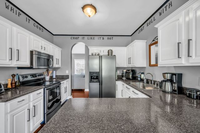 7316 Old Nashville Rd, Fairview, TN 37062