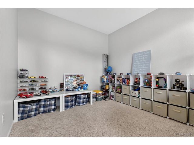 7218 S Ukraine St, Aurora, CO 80016