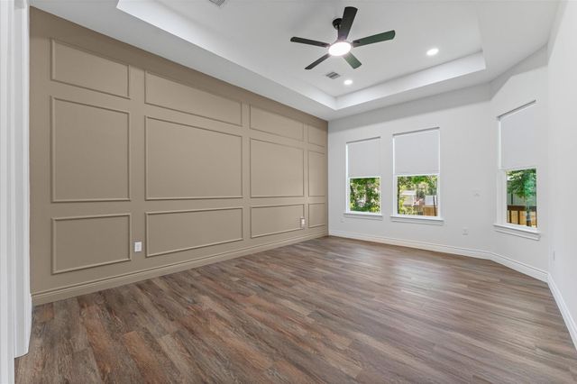 40714 Rolling Forest Drive, Magnolia, TX 77354