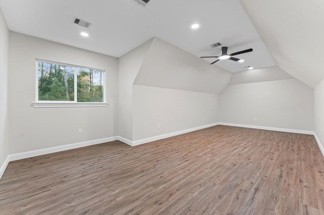 40714 Rolling Forest Drive, Magnolia, TX 77354