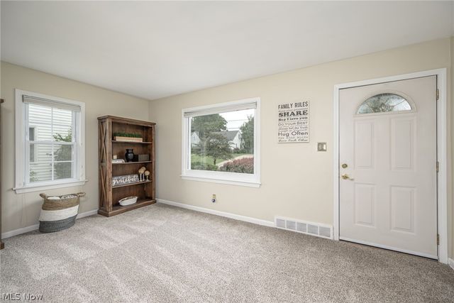 650 Prentiss Avenue, Akron, OH 44306