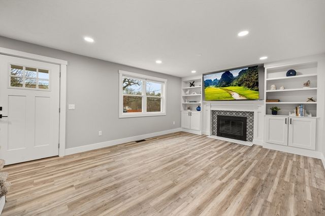 206 Moulton St, Rehoboth, MA 02769