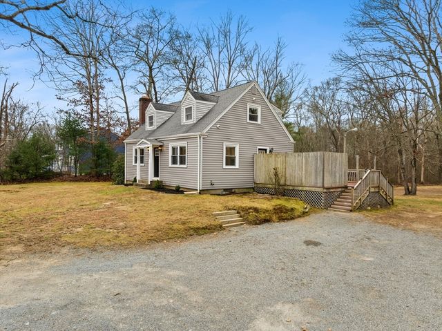 206 Moulton St, Rehoboth, MA 02769
