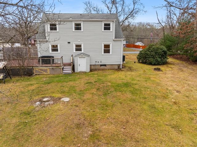 206 Moulton St, Rehoboth, MA 02769
