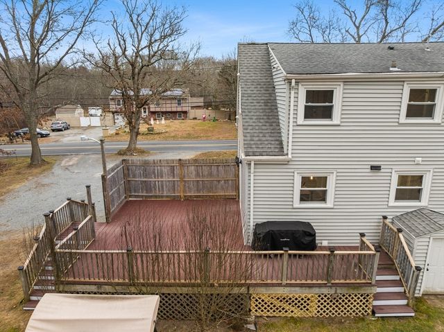 206 Moulton St, Rehoboth, MA 02769