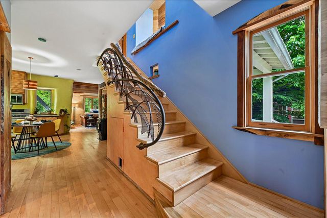 7108 HOLLY AVE, Takoma Park, MD 20912