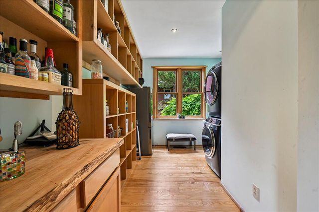 7108 HOLLY AVE, Takoma Park, MD 20912