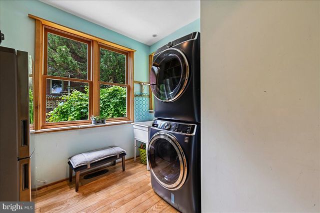 7108 HOLLY AVE, Takoma Park, MD 20912