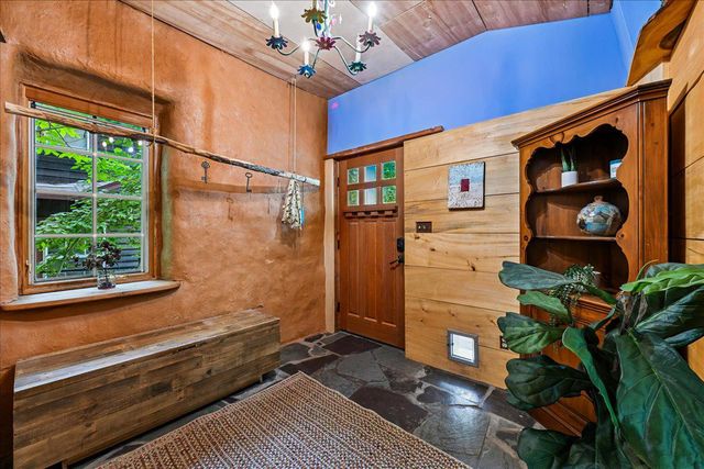 7108 HOLLY AVE, Takoma Park, MD 20912