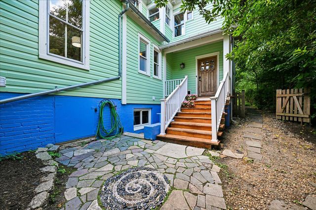 7108 HOLLY AVE, Takoma Park, MD 20912