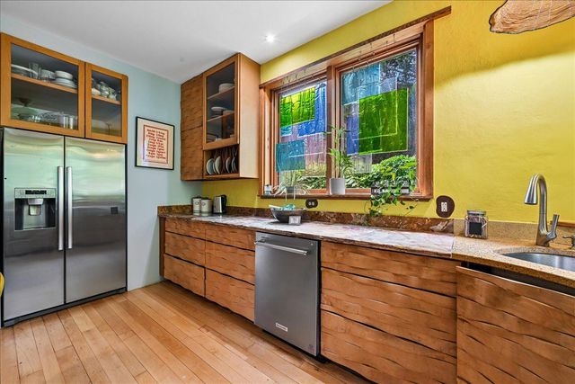 7108 HOLLY AVE, Takoma Park, MD 20912