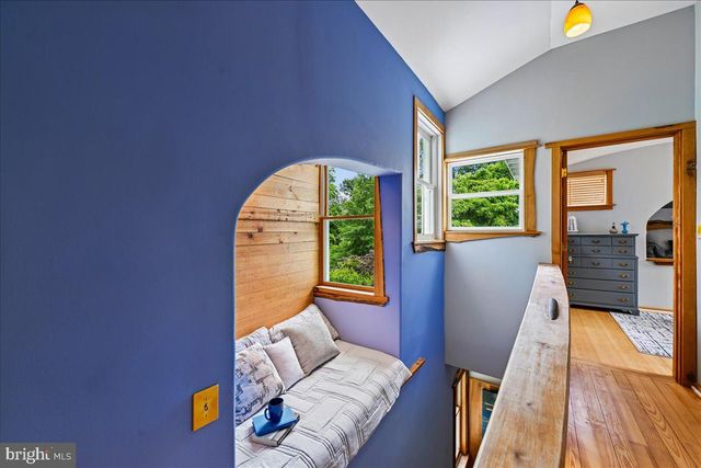 7108 HOLLY AVE, Takoma Park, MD 20912