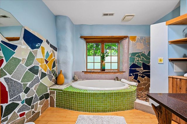 7108 HOLLY AVE, Takoma Park, MD 20912
