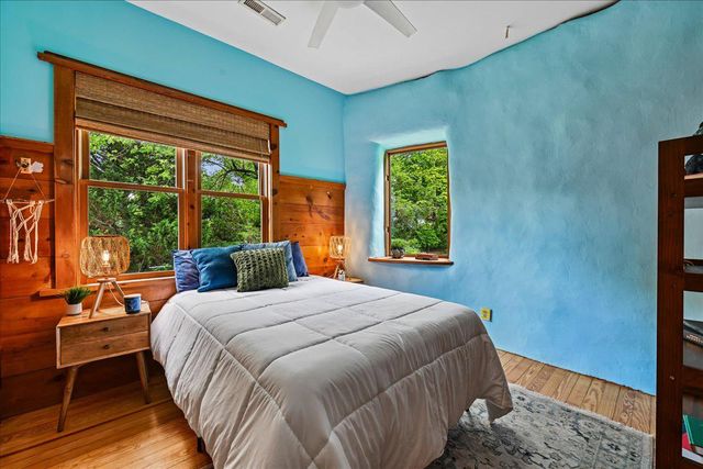 7108 HOLLY AVE, Takoma Park, MD 20912