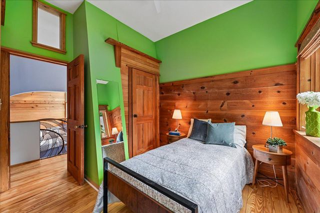 7108 HOLLY AVE, Takoma Park, MD 20912