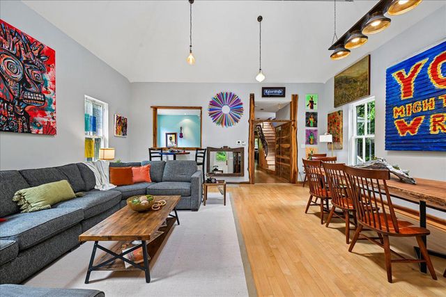 7108 HOLLY AVE, Takoma Park, MD 20912