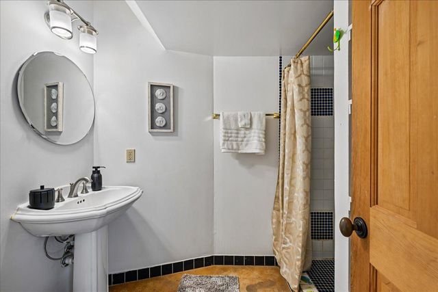 7108 HOLLY AVE, Takoma Park, MD 20912