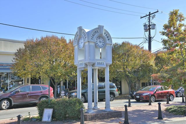 7108 HOLLY AVE, Takoma Park, MD 20912