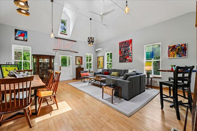 7108 HOLLY AVE, Takoma Park, MD 20912