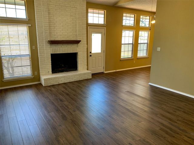 2996 Overland ST, Round Rock, TX 78681