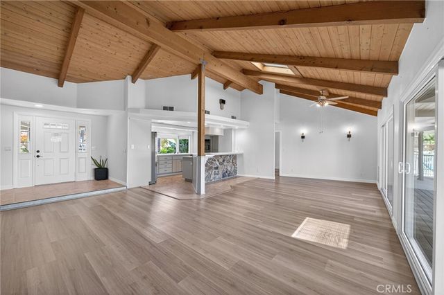 30199 Windward Drive, Canyon Lake, CA 92587