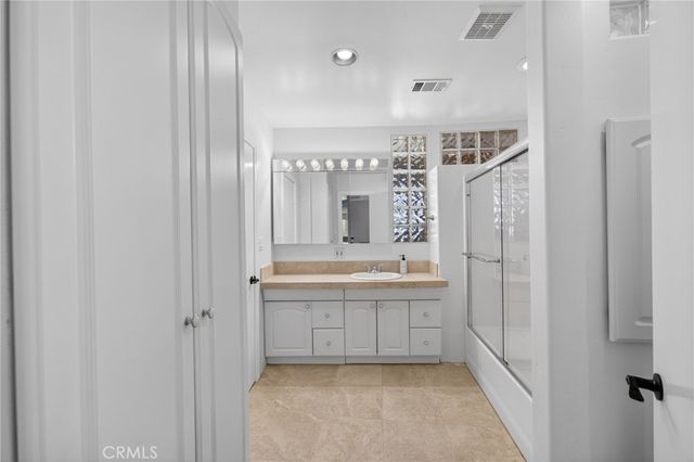 30199 Windward Drive, Canyon Lake, CA 92587