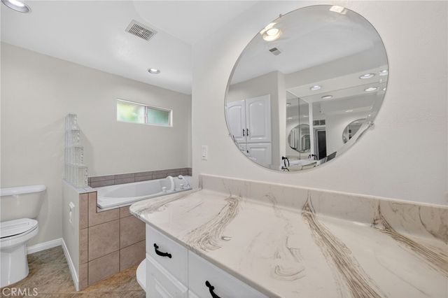 30199 Windward Drive, Canyon Lake, CA 92587
