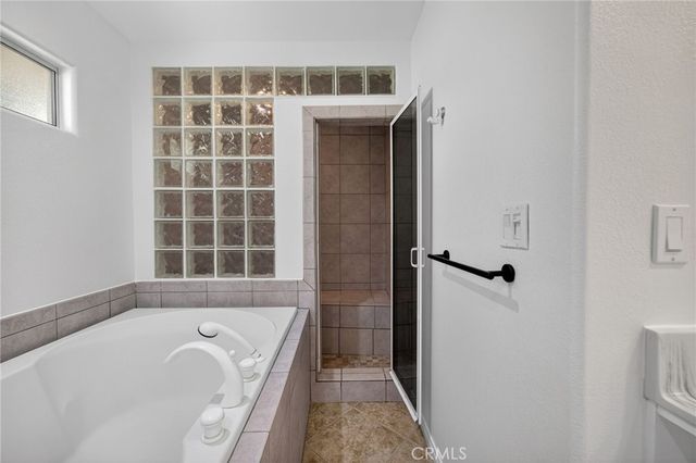 30199 Windward Drive, Canyon Lake, CA 92587