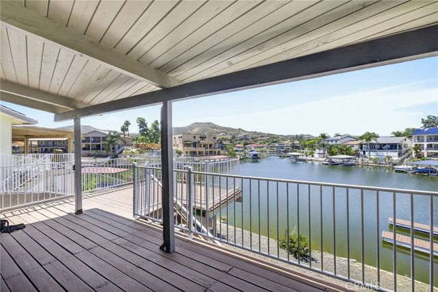 30199 Windward Drive, Canyon Lake, CA 92587