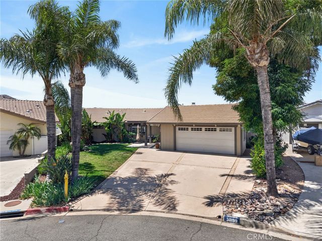 30199 Windward Drive, Canyon Lake, CA 92587