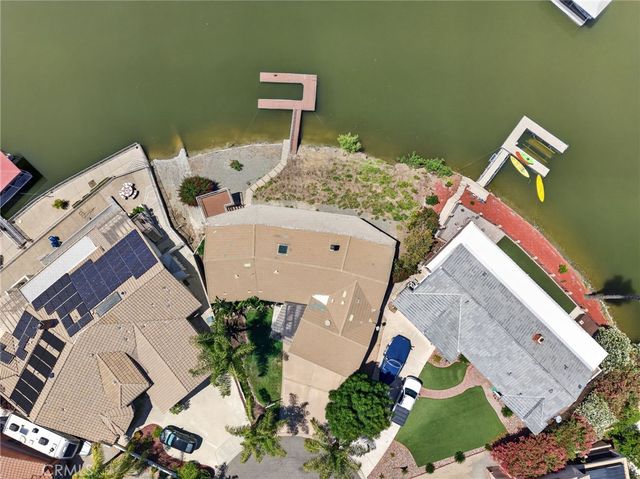 30199 Windward Drive, Canyon Lake, CA 92587