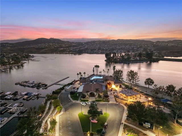 30199 Windward Drive, Canyon Lake, CA 92587