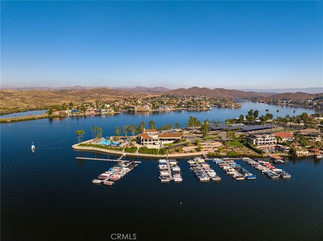 30199 Windward Drive, Canyon Lake, CA 92587