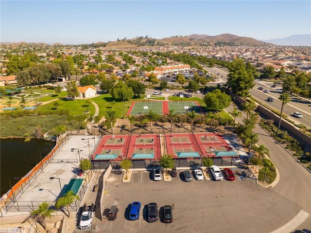 30199 Windward Drive, Canyon Lake, CA 92587