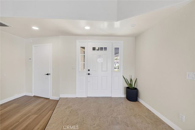 30199 Windward Drive, Canyon Lake, CA 92587