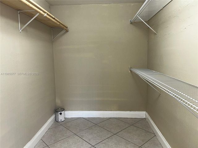 6091 W 22nd Ct 101, Hialeah, FL 33016