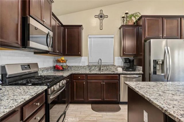 9405 Laurel Ridge, Shafter, CA 93263